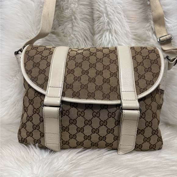 Gucci Handbags - Gucci Beige and Cream Shoulder Bag Bag